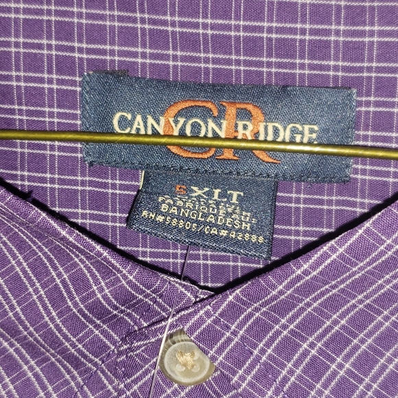 Beautiful purple, button shirt. It has thin lines through it. 5xl NEW with tag. - Picture 3 of 5